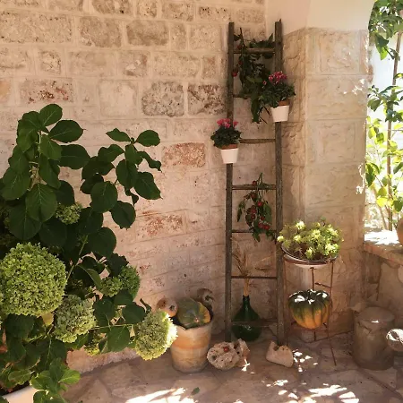 Il Trullo Del Lazzeruolo * Santa Lucia (Brindisi)