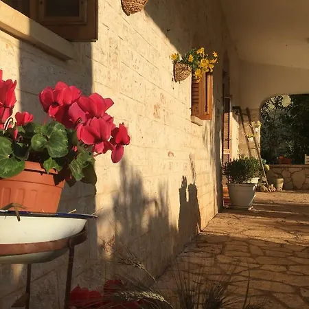 Il Trullo Del Lazzeruolo * Santa Lucia (Brindisi)